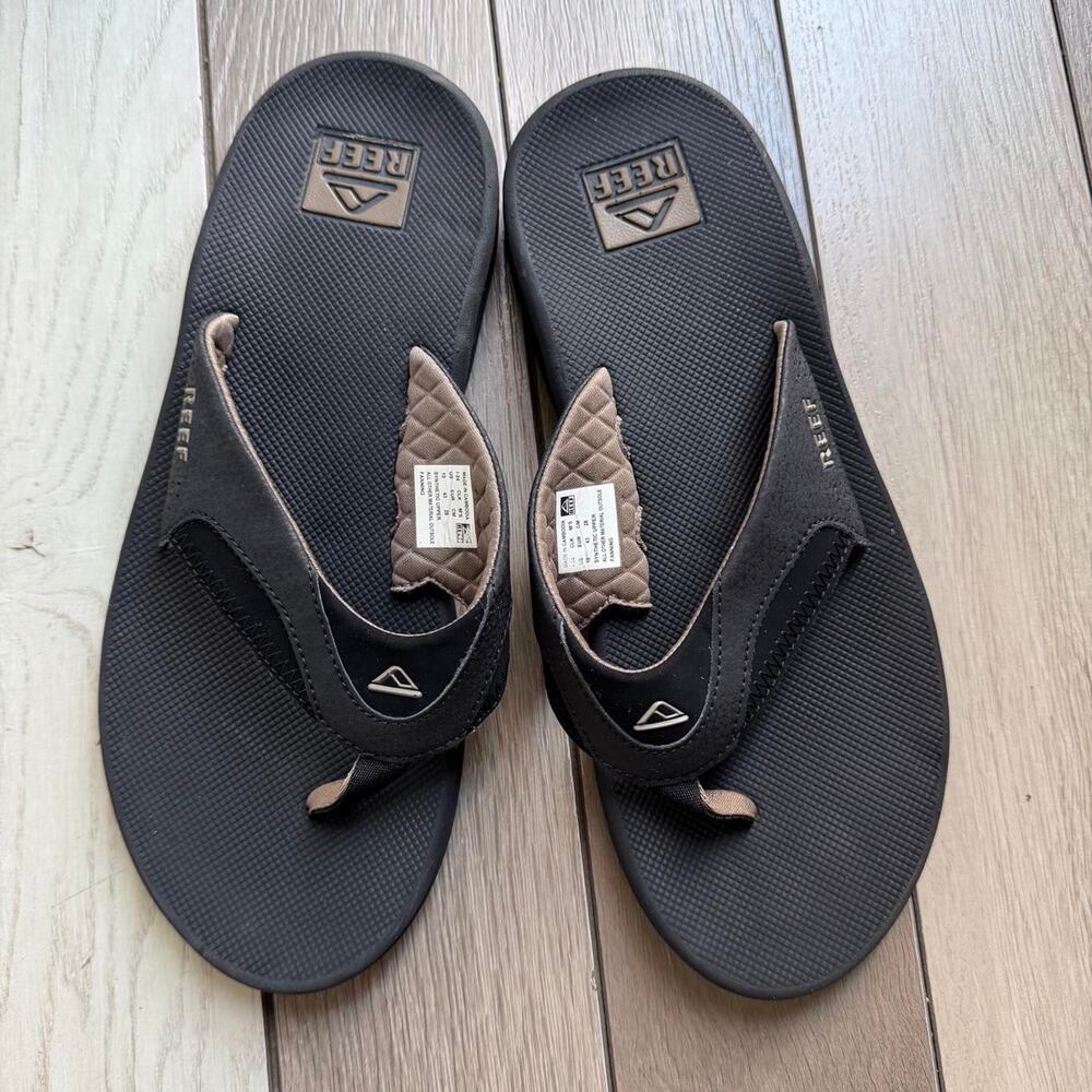 Reef Fanning Flip Flops Black